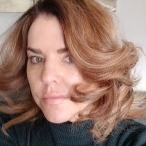 Meet your Posher, Claire